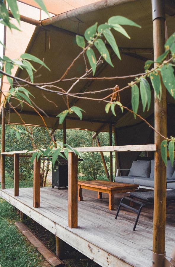 Silk Pavilions Glamping Mount Burrell Екстер'єр фото